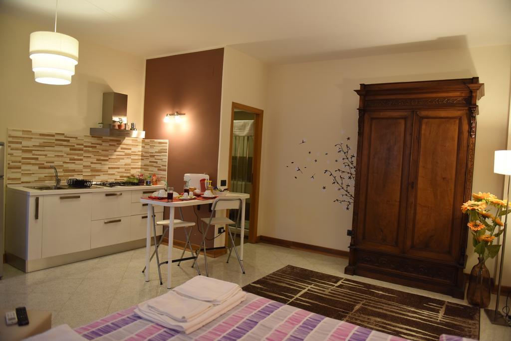 بينيفنتو B&B La Dimora Di Iside الغرفة الصورة
