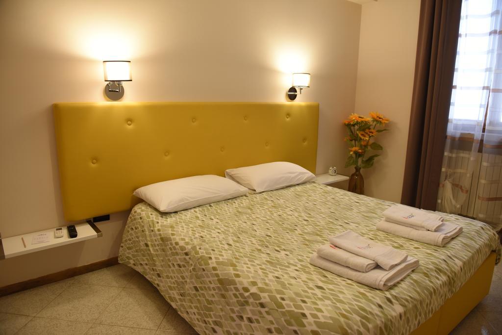 بينيفنتو B&B La Dimora Di Iside الغرفة الصورة
