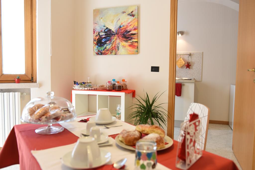بينيفنتو B&B La Dimora Di Iside الغرفة الصورة