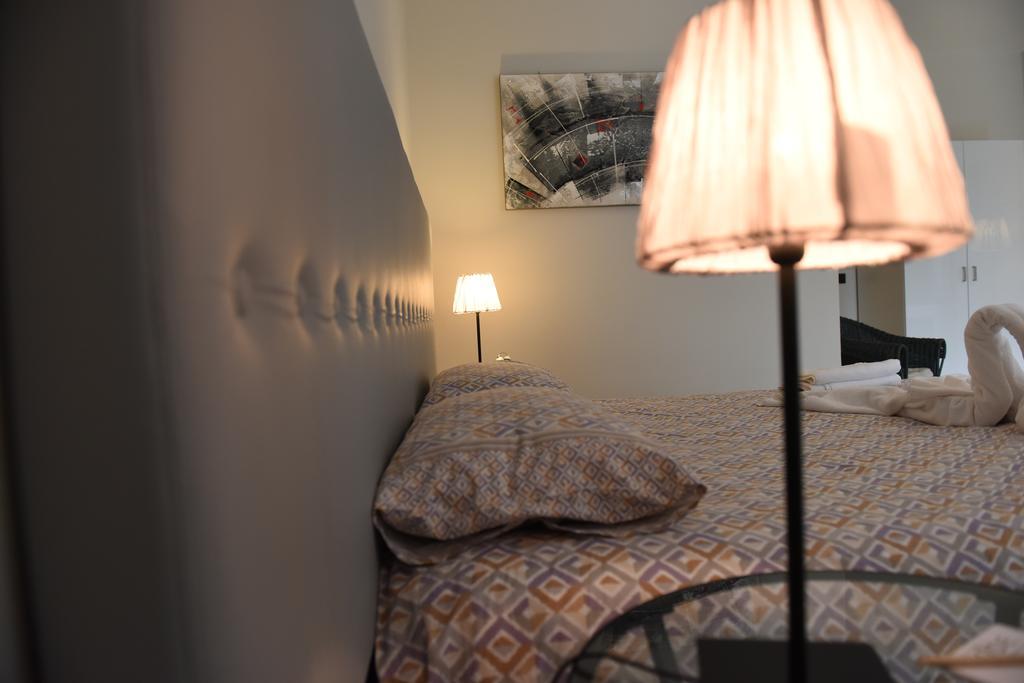 بينيفنتو B&B La Dimora Di Iside الغرفة الصورة